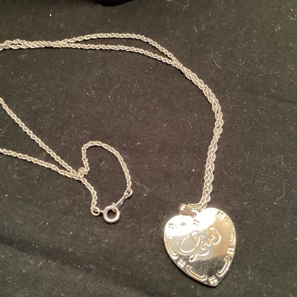 Silvertone Necklace with 2-Sided Heart Pendant - Picture 4 of 8